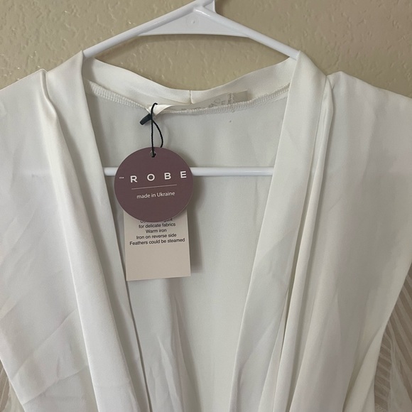 The robe made in Ukraine size M - Picture 3 of 9